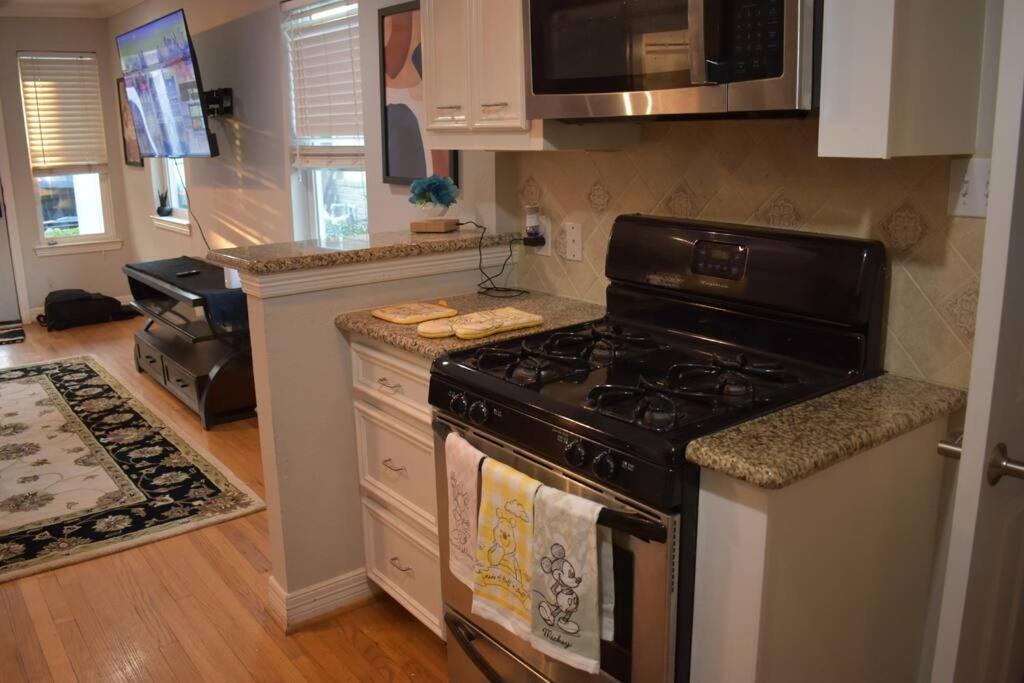 Apartament Townhouse Near Midtown Houston Zewnętrze zdjęcie